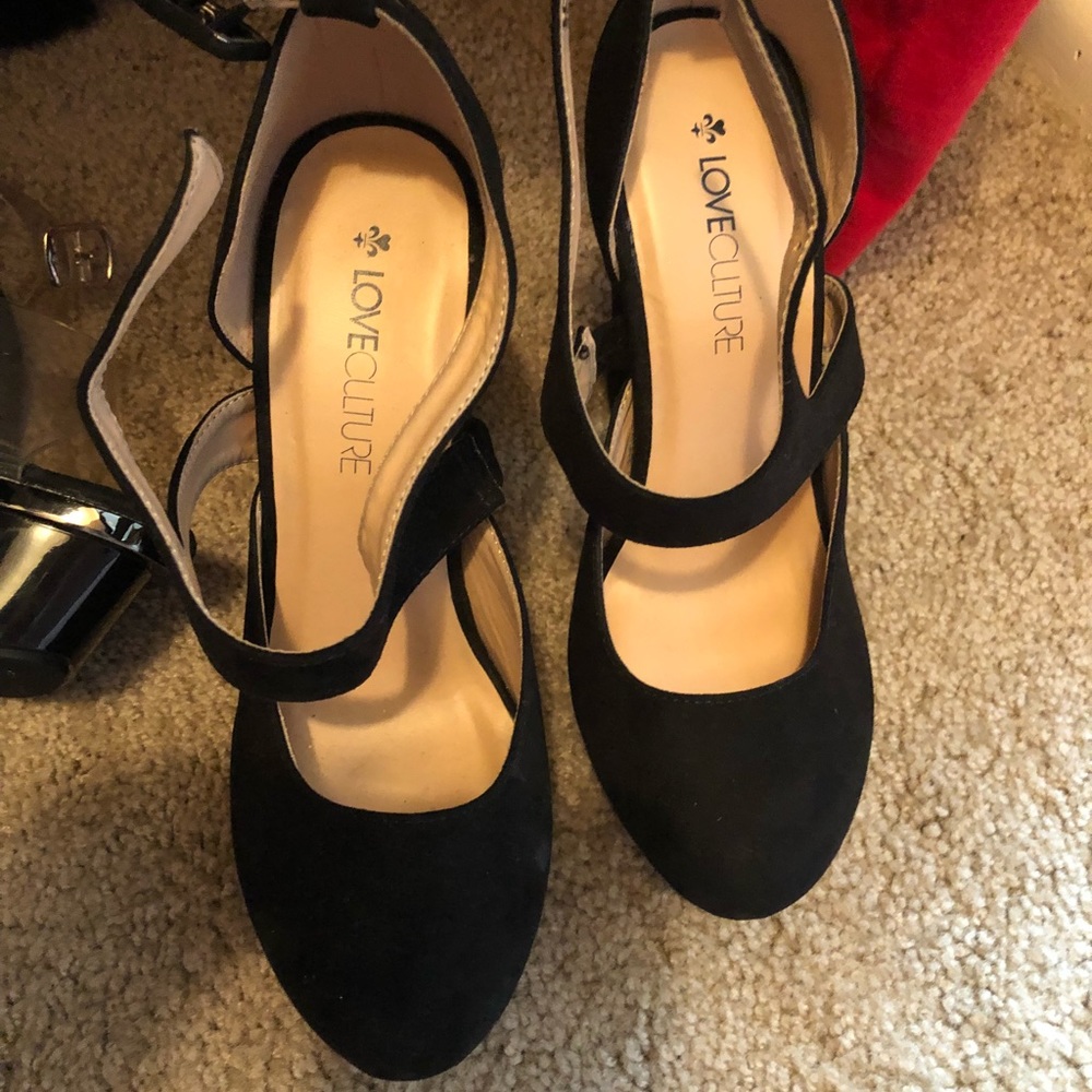 Black heels